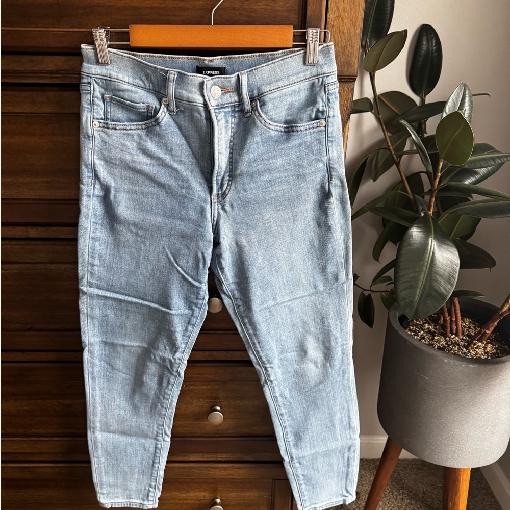 Express Light Blue Cropped Jeans